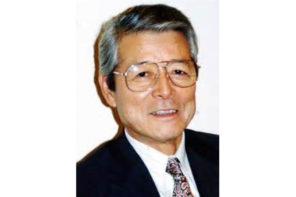 村越伊知郎 村越伊知郎