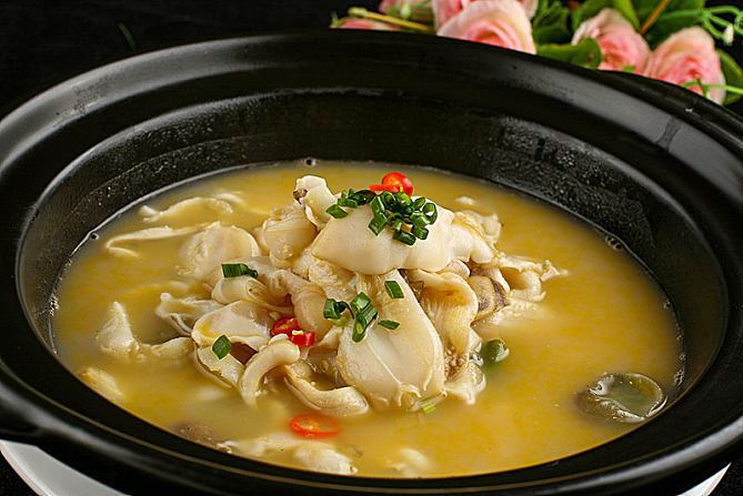 蟹粉魚肚煲 蟹粉魚肚煲