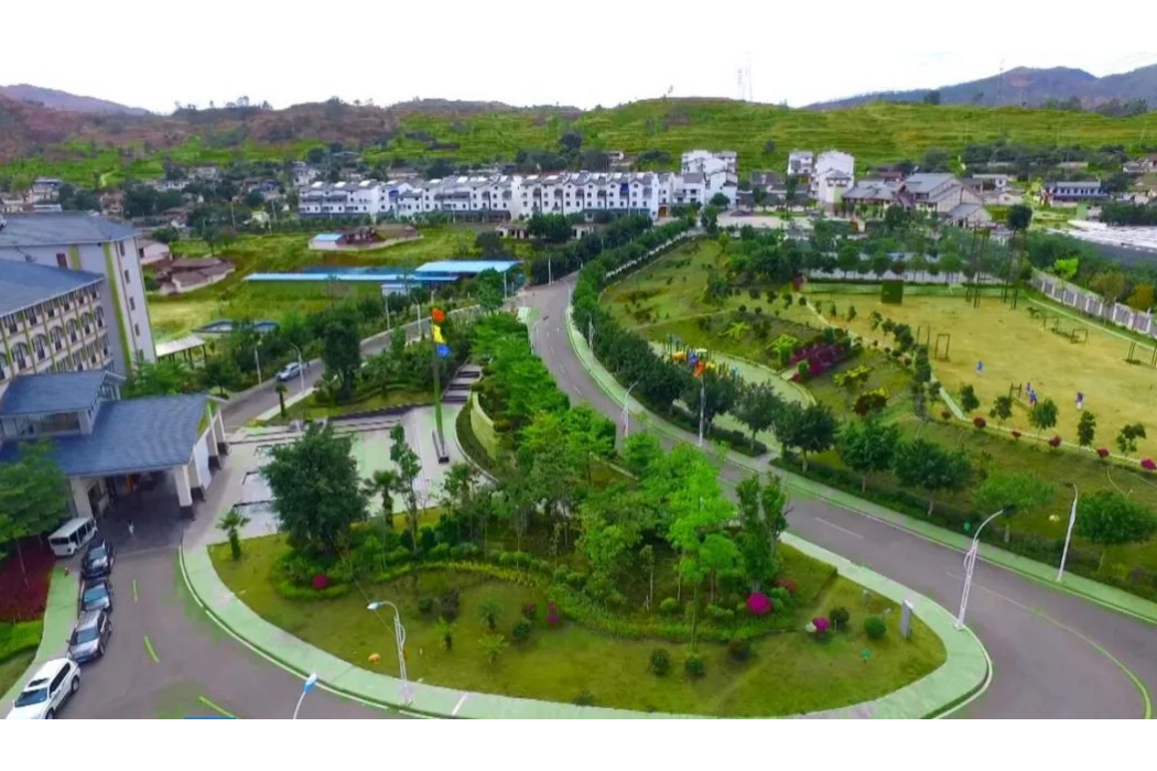 莊上村(四川省攀枝花市西區格里坪鎮下轄村) 莊上村(四川省攀枝花市西區格里坪鎮下轄村)