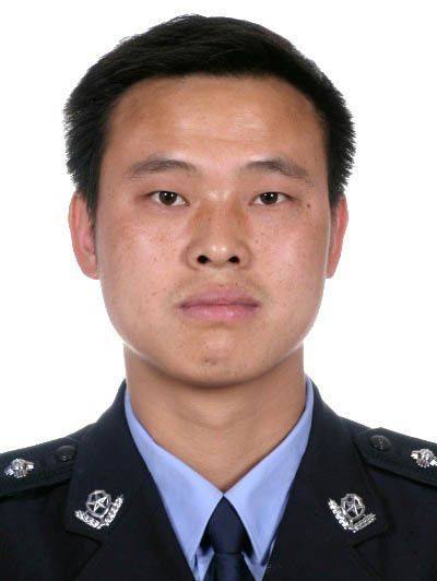陳國華(玉溪市公安局江川區分局黨委委員、副局長) 陳國華(玉溪市公安局江川區分局黨委委員、副局長)