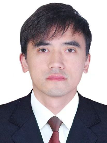 蔡晗(貴州省畢節市納雍縣住房和城鄉建設局黨組成員、縣房產事業服務中心主任) 蔡晗(貴州省畢節市納雍縣住房和城鄉建設局黨組成員、縣房產事業服務中心主任)
