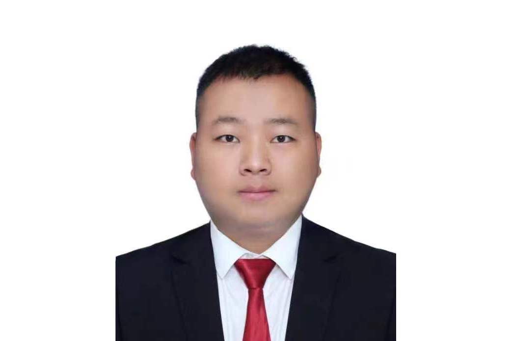 楊濱旭(貴州省納雍縣左鳩戞彝族苗族鄉黨委副書記、鄉長提名人選) 楊濱旭(貴州省納雍縣左鳩戞彝族苗族鄉黨委副書記、鄉長提名人選)