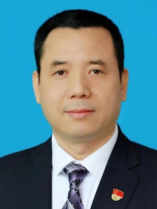 俞華(福建省福州市福清市人民政府黨組成員、融僑開發區黨工委副書記、管委會主任) 俞華(福建省福州市福清市人民政府黨組成員、融僑開發區黨工委副書記、管委會主任)