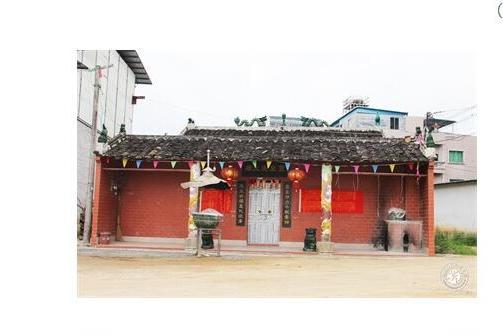 冼太廟(廣東省茂名市高州市大井鎮靈皇冼太廟) 冼太廟(廣東省茂名市高州市大井鎮靈皇冼太廟)