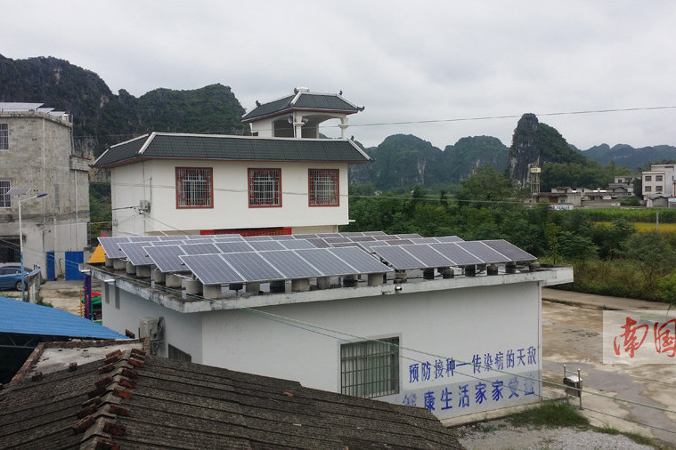 板靠村 板靠村