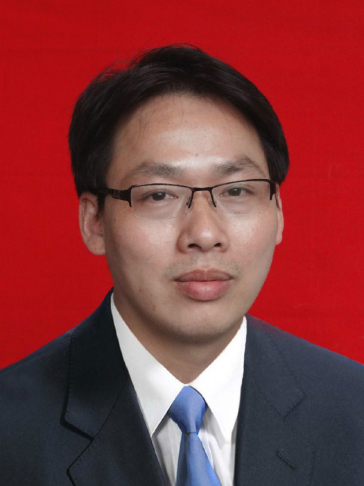 謝海清(江西省興國縣第一中學副校長) 謝海清(江西省興國縣第一中學副校長)