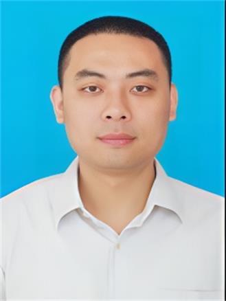 嚴小輝(湖北省十堰市竹谿縣政府副縣長) 嚴小輝(湖北省十堰市竹谿縣政府副縣長)