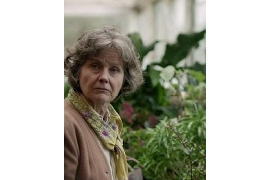 Lavinia Bertram Lavinia Bertram
