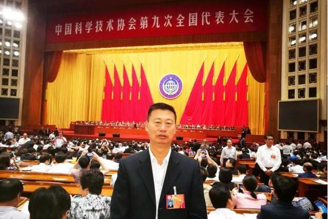 張鈞(內蒙古真金種業科技有限公司總經理) 張鈞(內蒙古真金種業科技有限公司總經理)