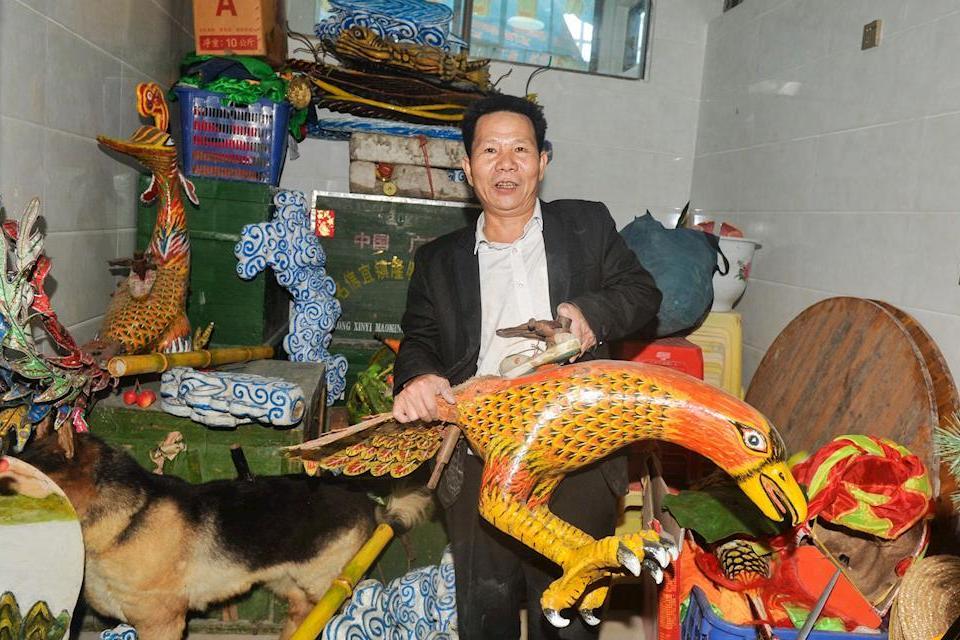 劉天一(信宜市鎮隆鎮明珠飄色團團長)