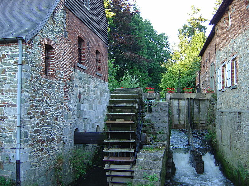 十二世紀比利時布賴恩勒沙托的水力磨坊