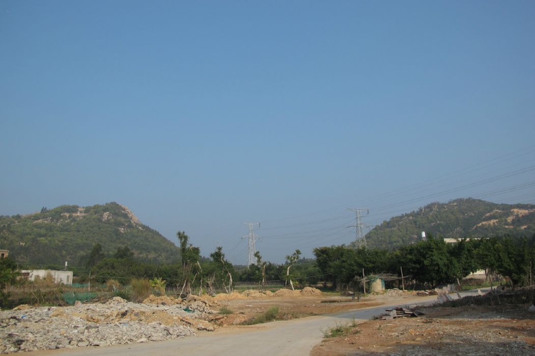 雙乳山(福建省漳浦縣雙乳山) 雙乳山(福建省漳浦縣雙乳山)