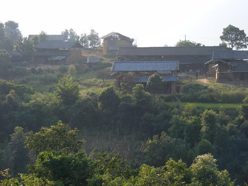拖白嘎村 拖白嘎村