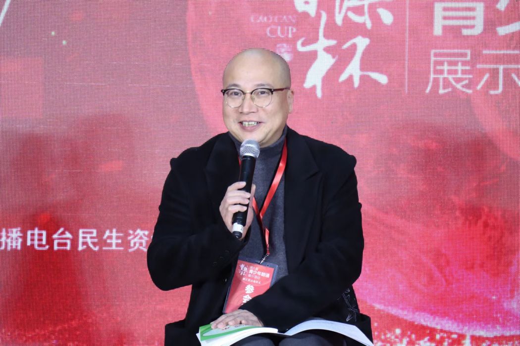 徐俊(浙江杭州中國傳媒大學附屬臨安國小校長) 徐俊(浙江杭州中國傳媒大學附屬臨安國小校長)