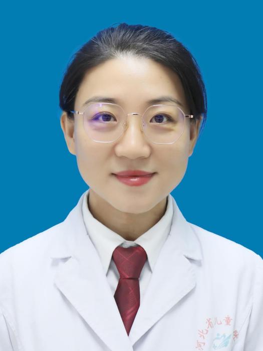 王亞坤(河北省兒童醫院呼吸一科副主任,主任醫師,碩士研究生導師) 王亞坤(河北省兒童醫院呼吸一科副主任,主任醫師,碩士研究生導師)