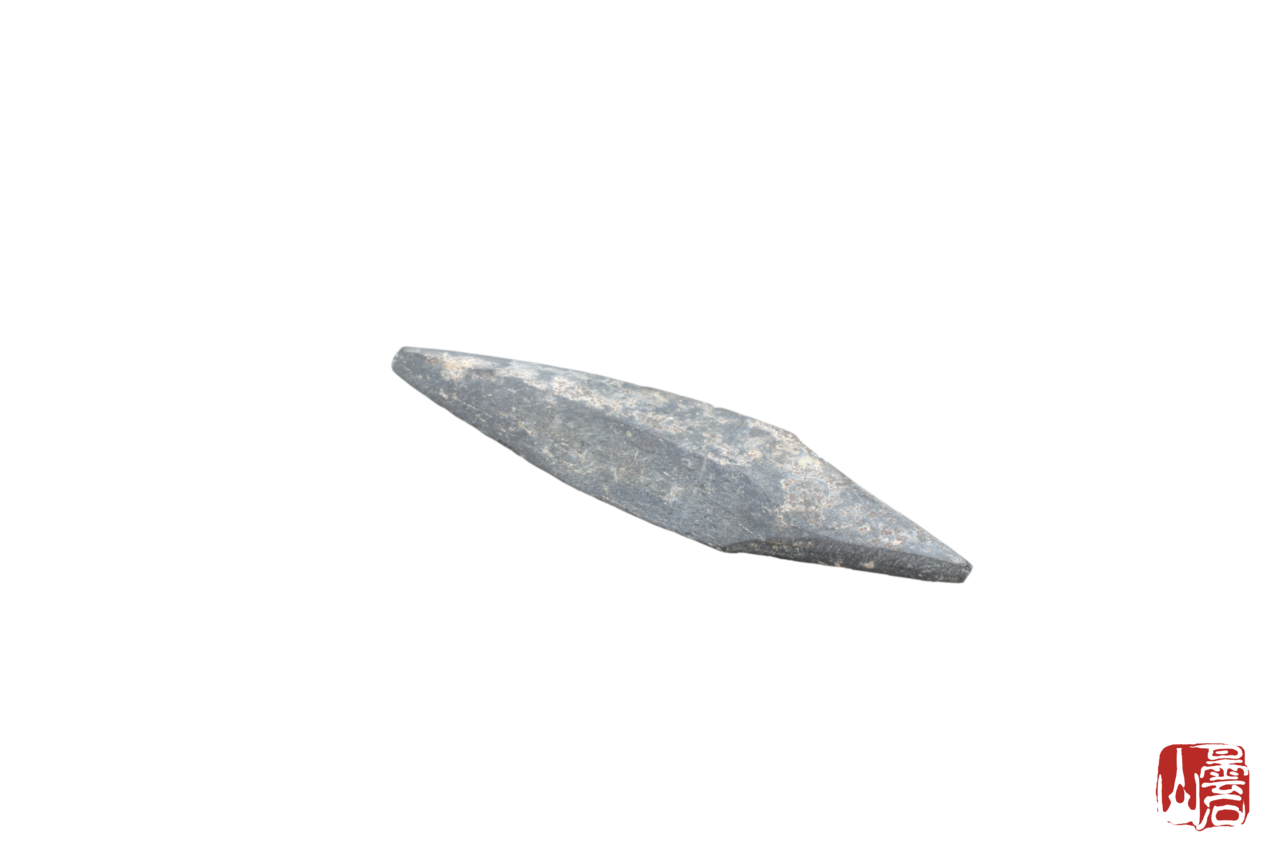 新石器時代黑色石質短鋌石箭鏃