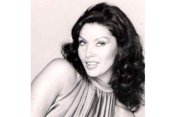 Gloria Paul Gloria Paul