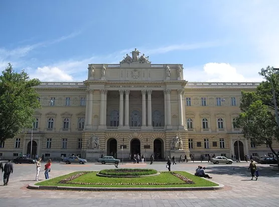 利沃夫國立大學
