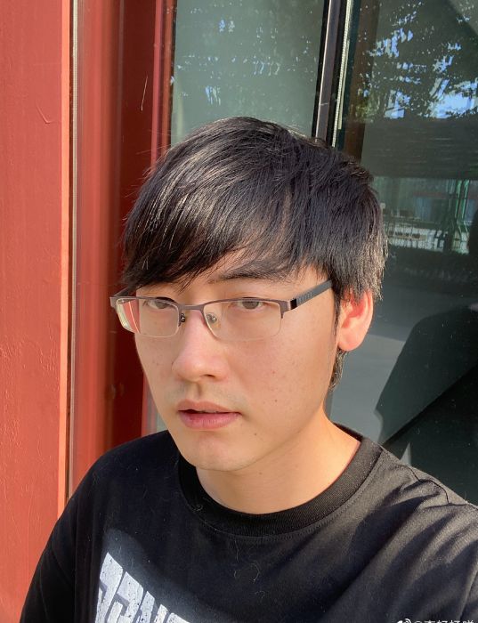 李輕揚 李輕揚
