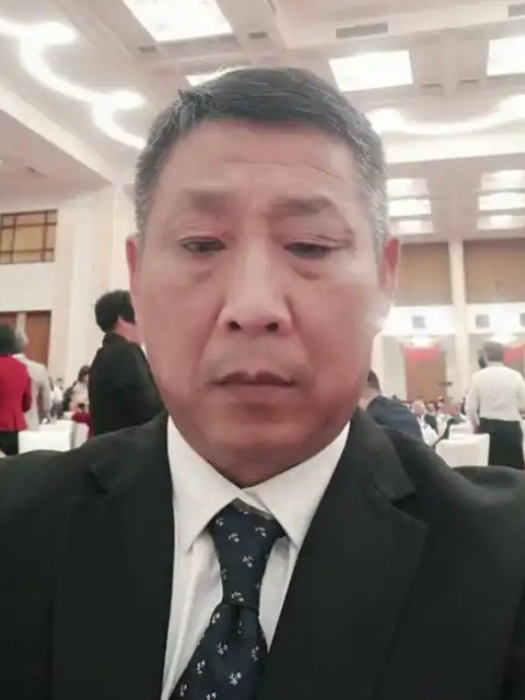 趙眾(河南省信陽市商城縣伏山鄉七里山村的村醫、新塘灣居民組格線員) 趙眾(河南省信陽市商城縣伏山鄉七里山村的村醫、新塘灣居民組格線員)