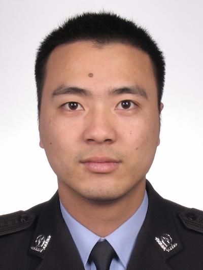 鄭群(溫州市公安局洞頭區分局黨委委員、交通警察大隊大隊長) 鄭群(溫州市公安局洞頭區分局黨委委員、交通警察大隊大隊長)