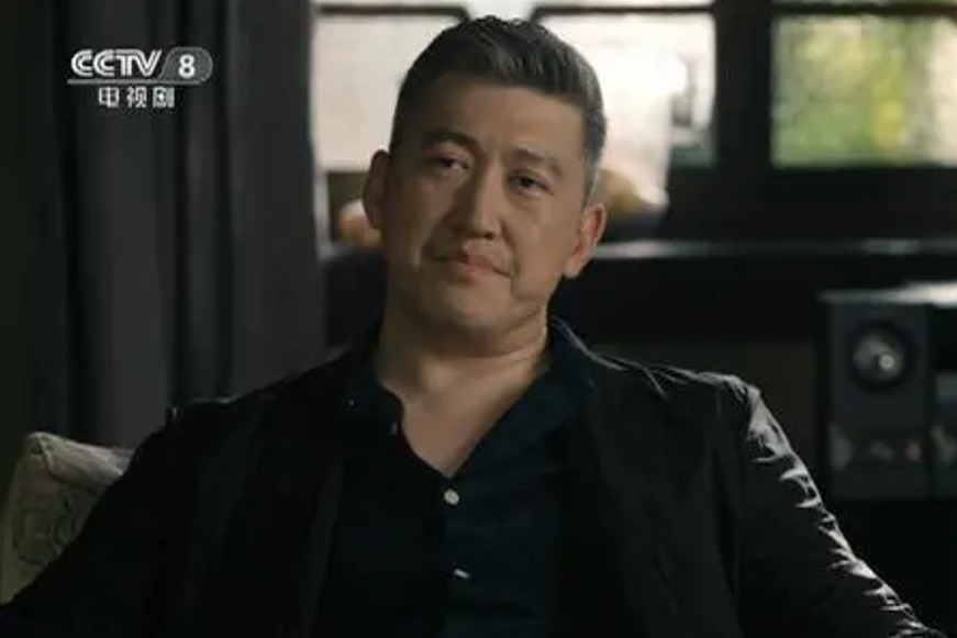 石小海(《黑白禁區》中的警方臥底角色) 石小海(《黑白禁區》中的警方臥底角色)