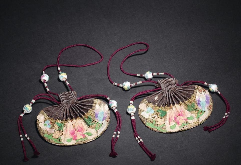 繡荷包(中國傳統民間工藝)