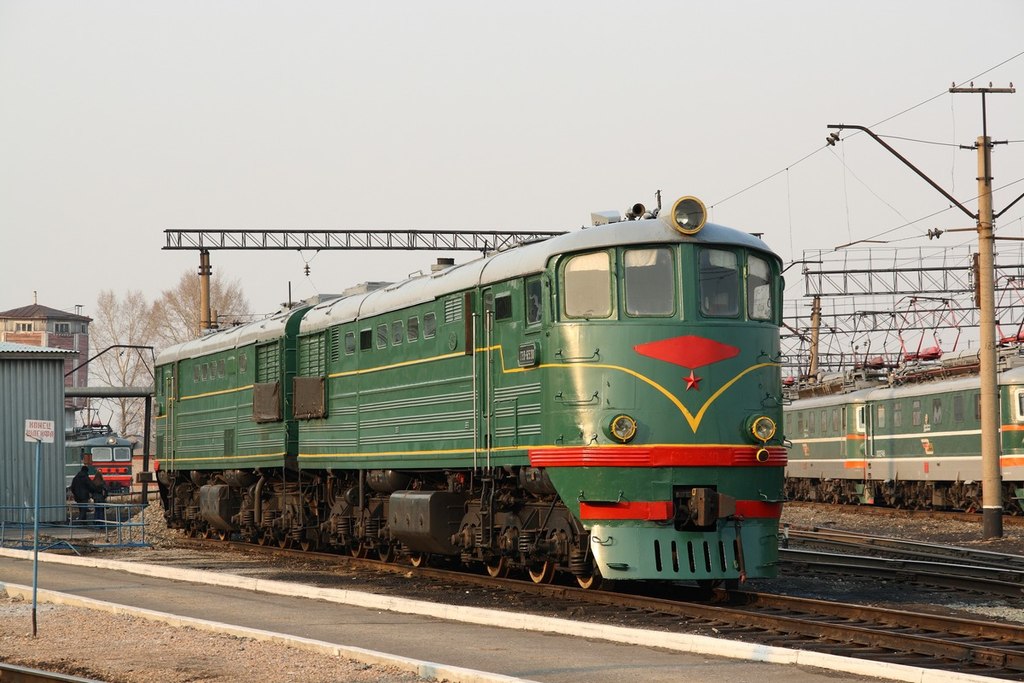 TE3型6530號機車在俄羅斯托木斯克2站