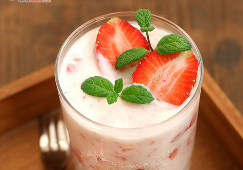美味草莓奶昔