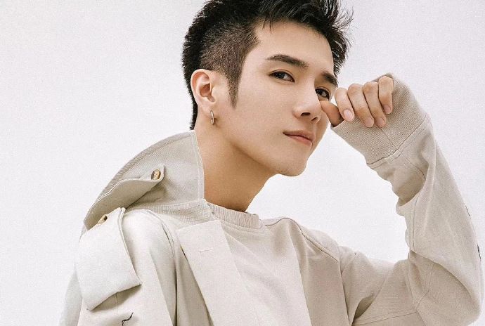 王一然(中國內地男歌手、演員、主持人) 王一然(中國內地男歌手、演員、主持人)