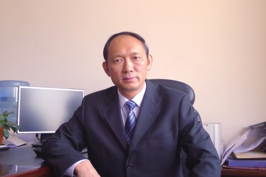 李炯明(昆明醫科大學第二附屬醫院副院長、教授) 李炯明(昆明醫科大學第二附屬醫院副院長、教授)