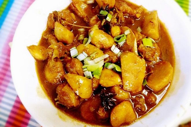芋頭燒小排