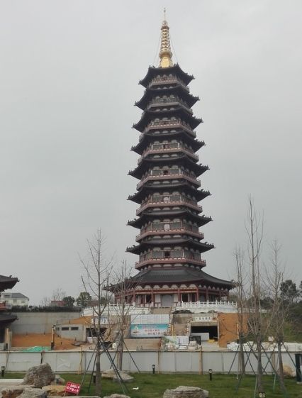 萬佛塔(江蘇省鎮江市佛塔) 萬佛塔(江蘇省鎮江市佛塔)