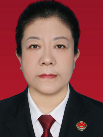 馬丹丹(內蒙古自治區呼倫貝爾市鄂溫克族自治旗人民檢察院黨組成員、副檢察長、一級檢察官) 馬丹丹(內蒙古自治區呼倫貝爾市鄂溫克族自治旗人民檢察院黨組成員、副檢察長、一級檢察官)
