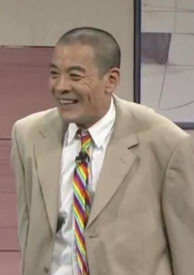 新房(2011年蔡明、劉威等在央視春晚表演的小品) 新房(2011年蔡明、劉威等在央視春晚表演的小品)