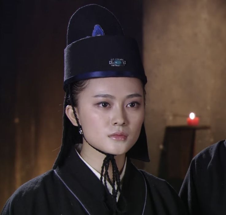 雲霓(電視劇《神探狄仁傑4》中的人物) 雲霓(電視劇《神探狄仁傑4》中的人物)