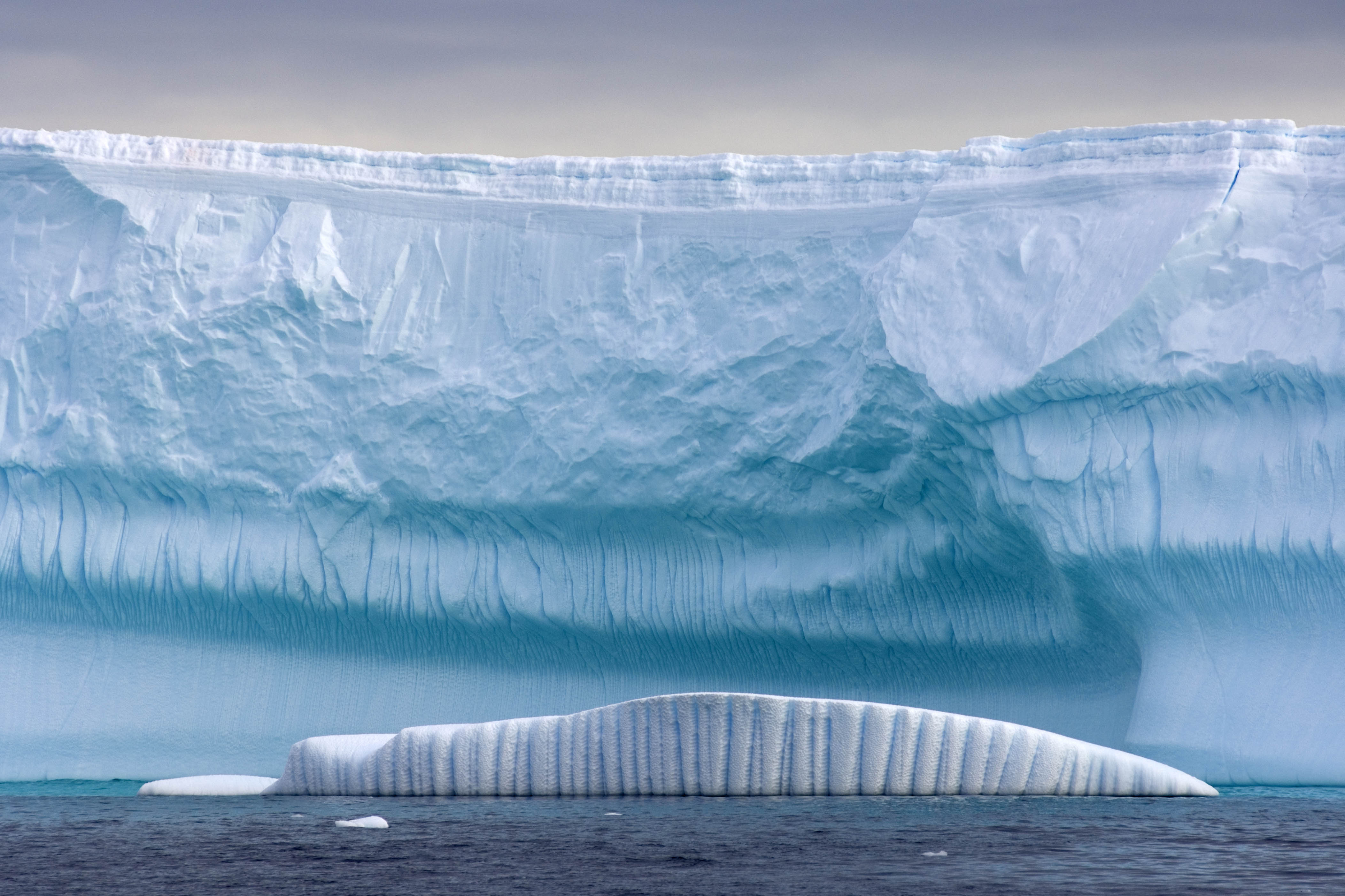 冰川厚度