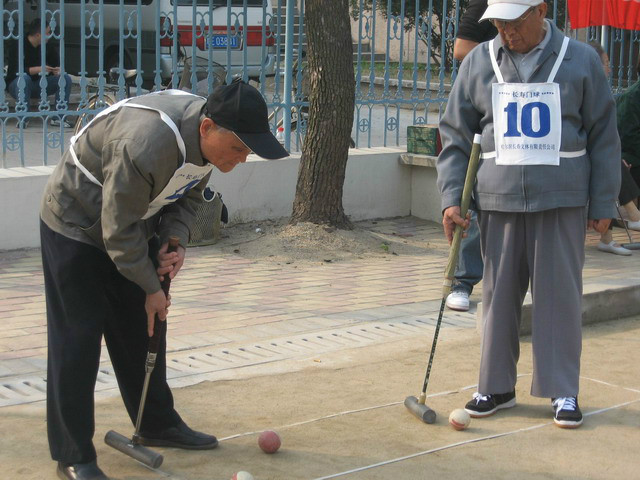 老年人門球協會進行比賽