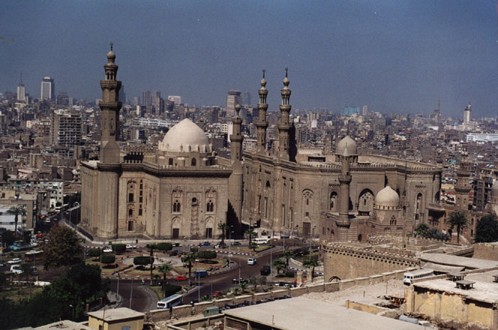 蘇丹·哈桑清真寺