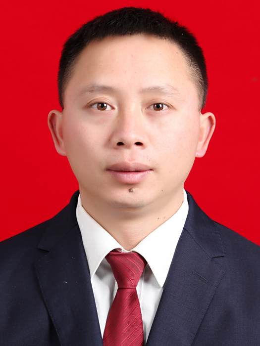 黃全富(貴州省黔西南布依族苗族自治州貞豐縣司法局黨組成員、副局長) 黃全富(貴州省黔西南布依族苗族自治州貞豐縣司法局黨組成員、副局長)