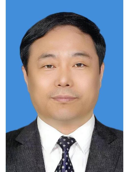 於技群