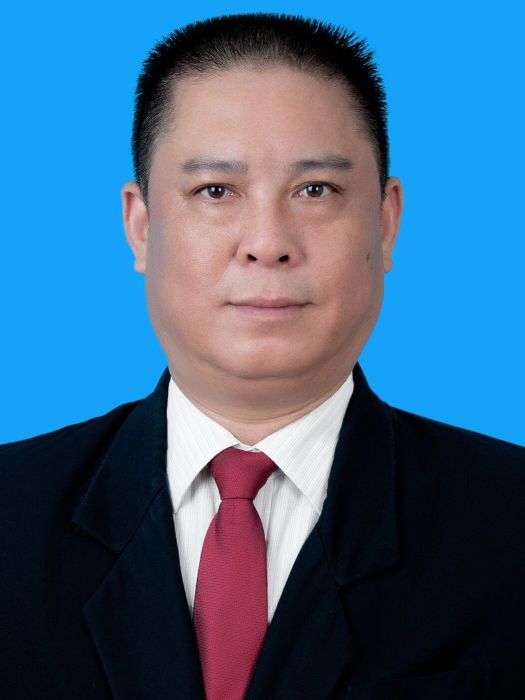 黃杰(建始縣市場監督管理局黨委委員、副局長) 黃杰(建始縣市場監督管理局黨委委員、副局長)