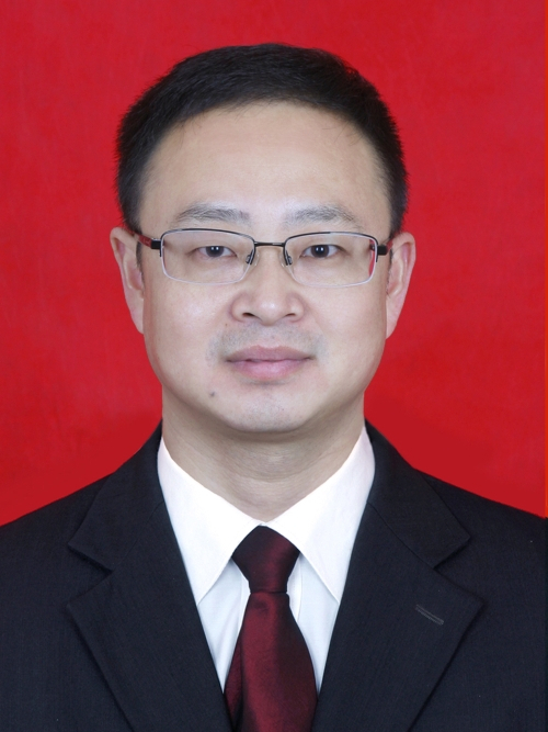 王芳群(浙江省杭州市淳安縣規劃和自然資源局黨委委員、副總督察) 王芳群(浙江省杭州市淳安縣規劃和自然資源局黨委委員、副總督察)
