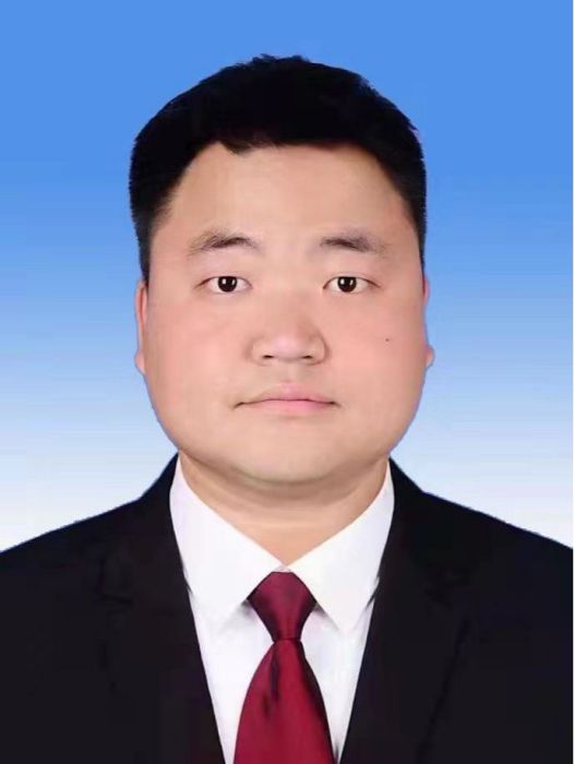 何智(雲南省保山市龍陵縣農業農村局黨組成員、副局長、鄉村振興局局長) 何智(雲南省保山市龍陵縣農業農村局黨組成員、副局長、鄉村振興局局長)