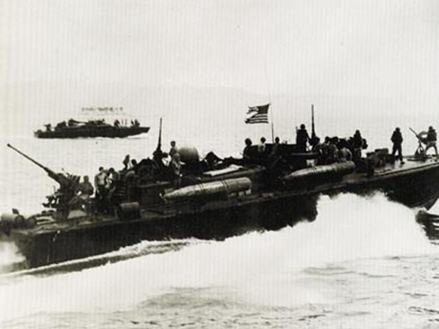 雷伊泰灣的美國魚雷艇