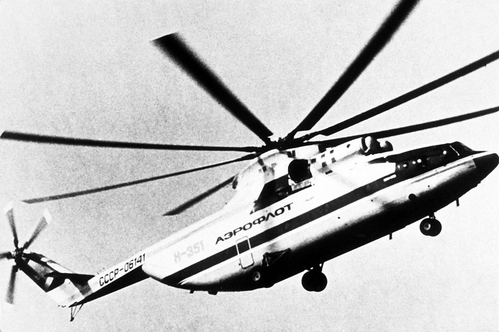 1983年，飛行中的蘇聯“米-26”直升機