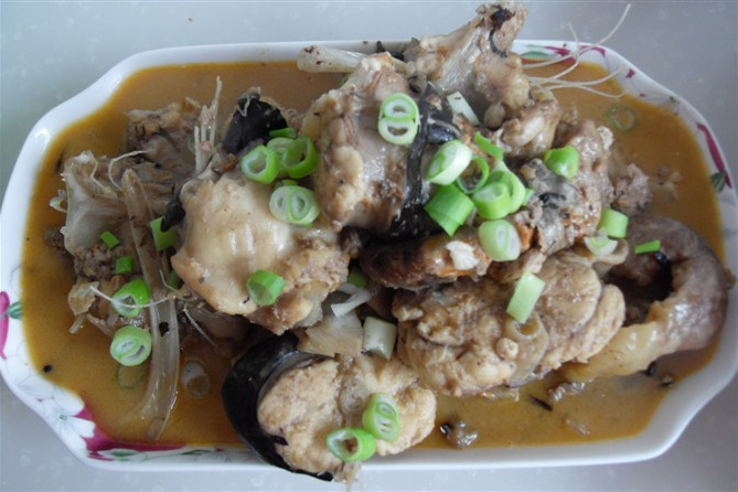 家常燜醜魚 家常燜醜魚