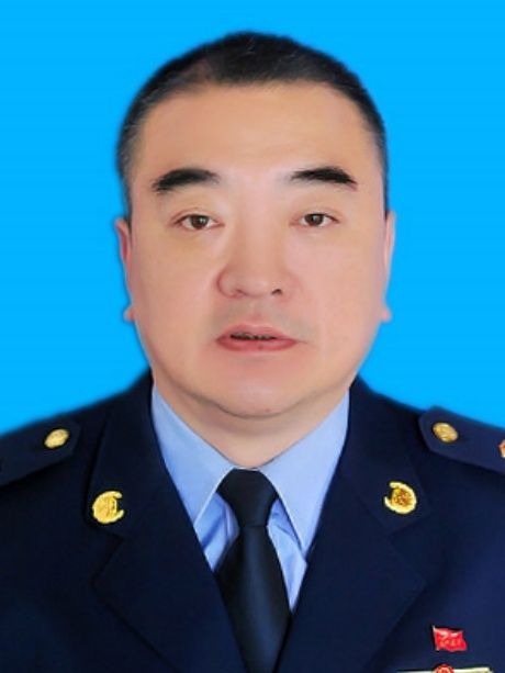張建武(湖北省赤壁市市場監督管理局黨組書記、局長) 張建武(湖北省赤壁市市場監督管理局黨組書記、局長)