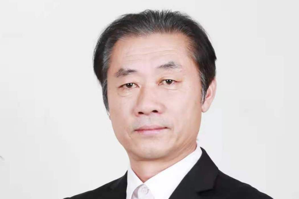 楊建平(中國水墨藝術研究院研究員) 楊建平(中國水墨藝術研究院研究員)