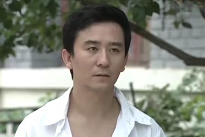 包立功 包立功